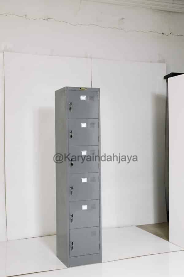 Brother Locker 6 Pintu	-	B 706